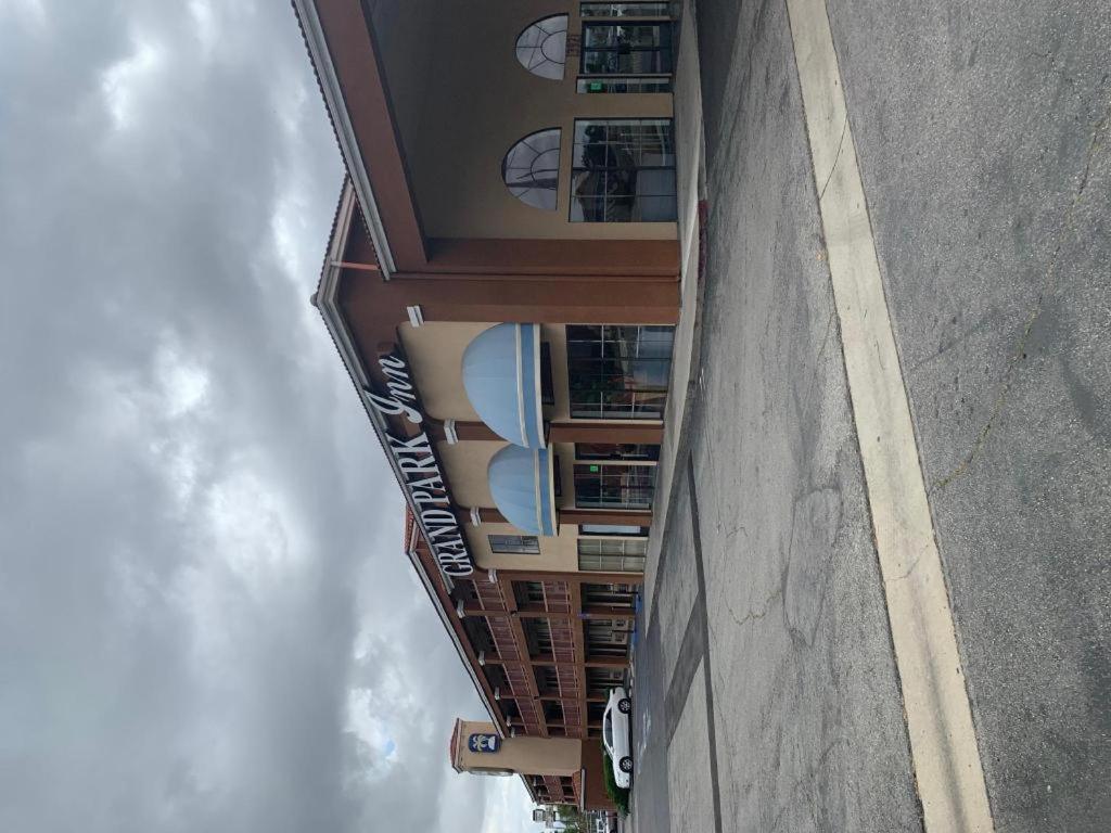 Grand Park Inn Baldwin Park Dış mekan fotoğraf