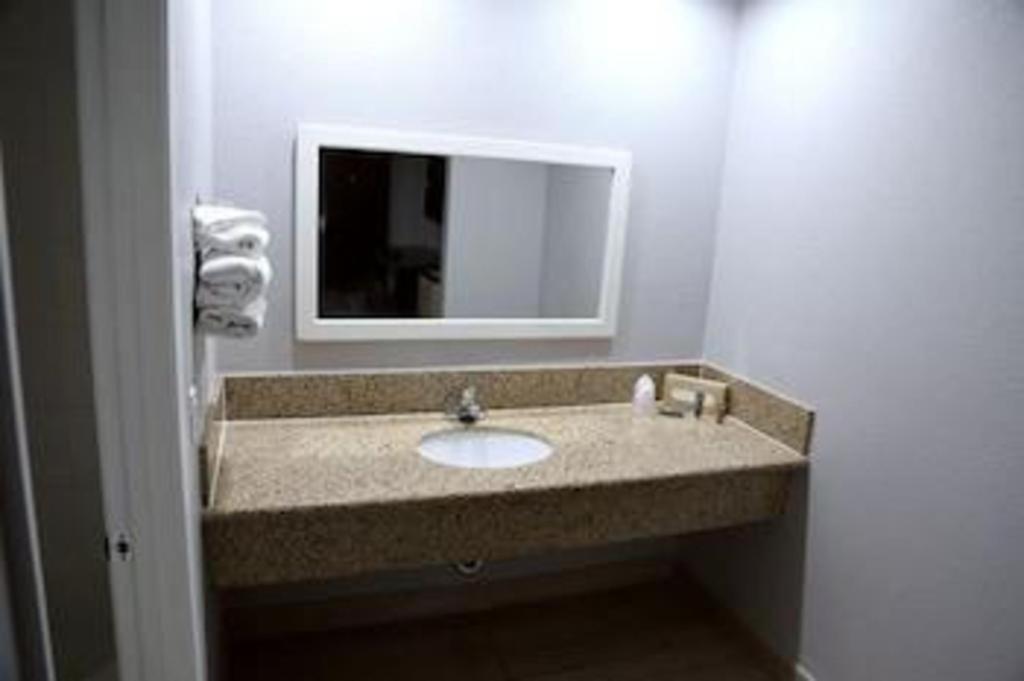 Grand Park Inn Baldwin Park Dış mekan fotoğraf