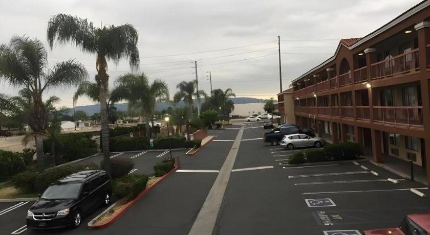 Grand Park Inn Baldwin Park Dış mekan fotoğraf