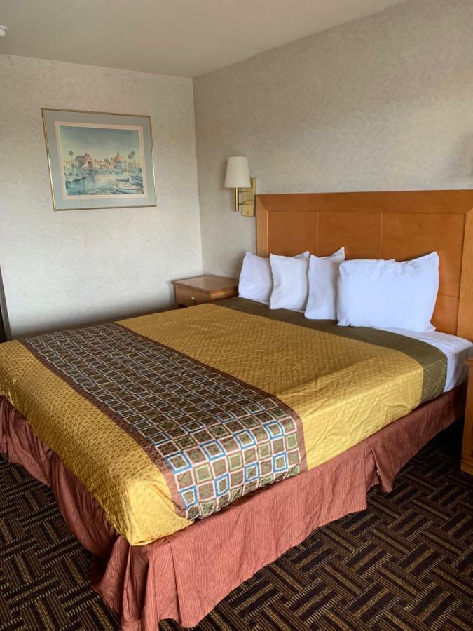 Grand Park Inn Baldwin Park Dış mekan fotoğraf