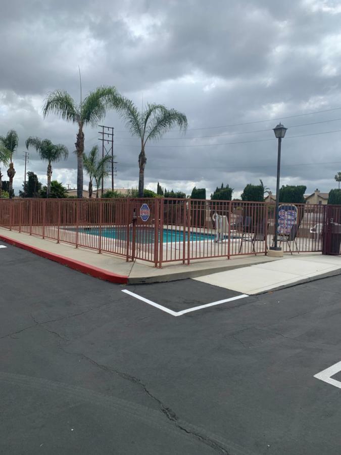 Grand Park Inn Baldwin Park Dış mekan fotoğraf