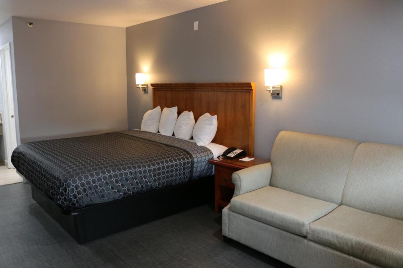 Grand Park Inn Baldwin Park Dış mekan fotoğraf