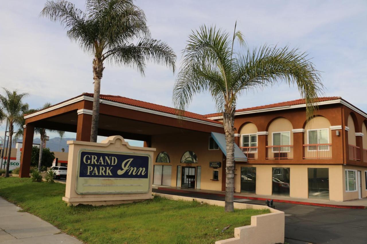 Grand Park Inn Baldwin Park Dış mekan fotoğraf